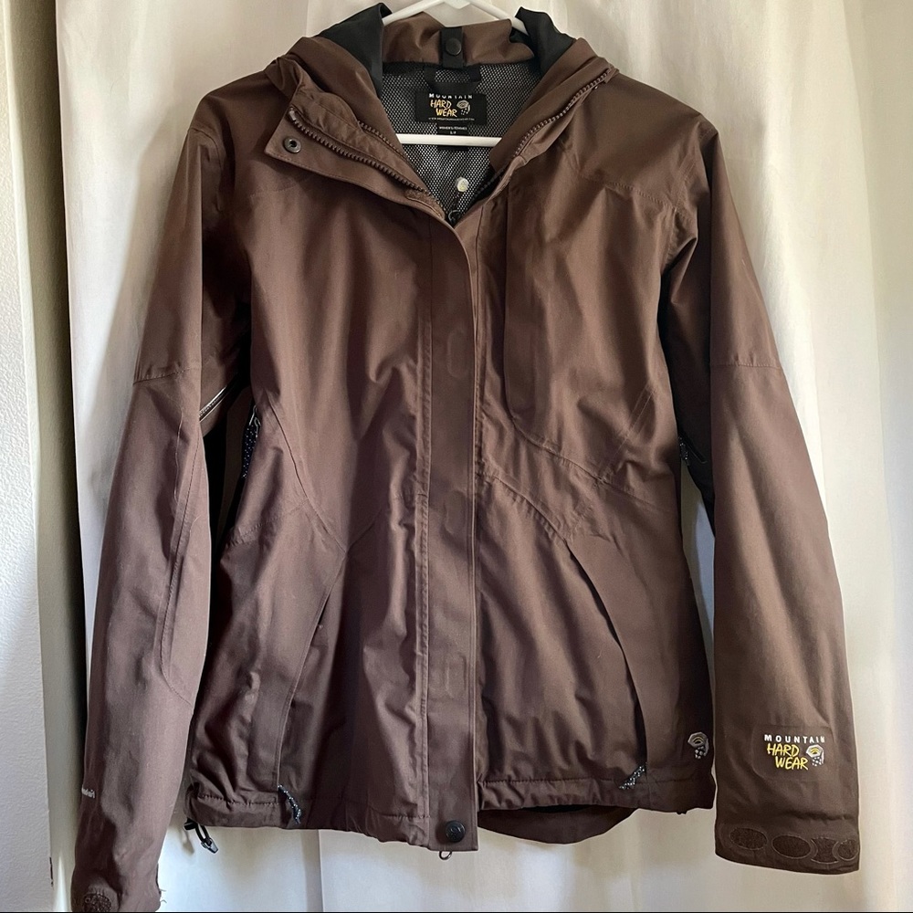 Mountain Hardwear Women’s Conduit Jacket.